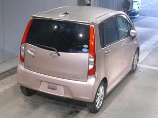 DAIHATSU MOVE 2015
