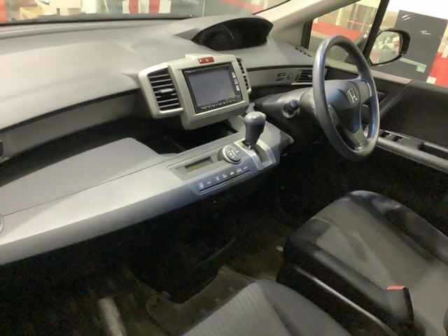 HONDA FREED 2013
