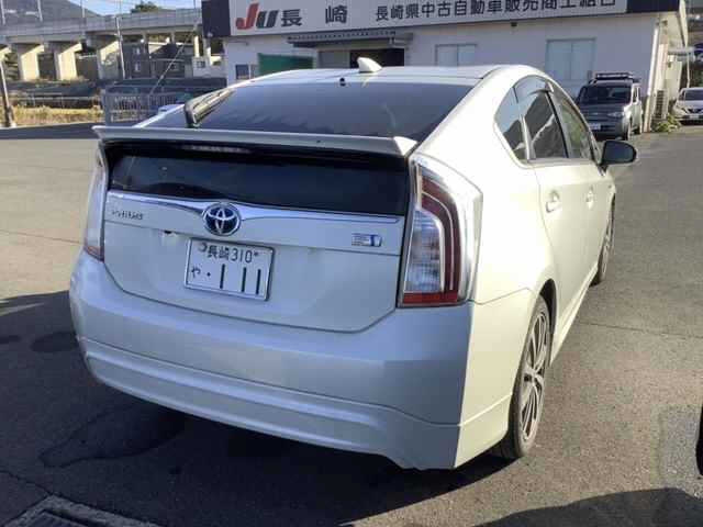 TOYOTA PRIUS 2014