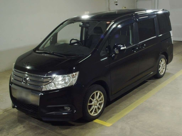 HONDA STEP WAGON 2010