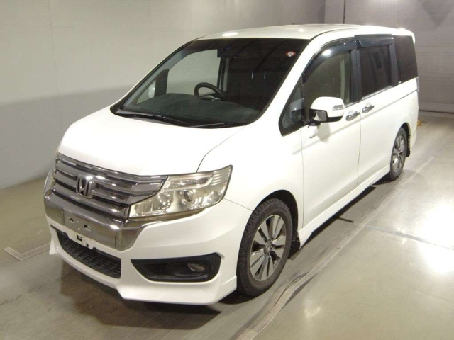 HONDA STEP WAGON 2012