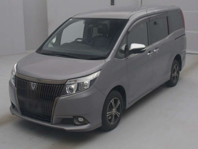 TOYOTA ESQUIRE 2017