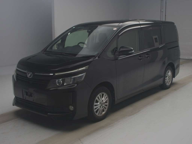 TOYOTA VOXY 2014