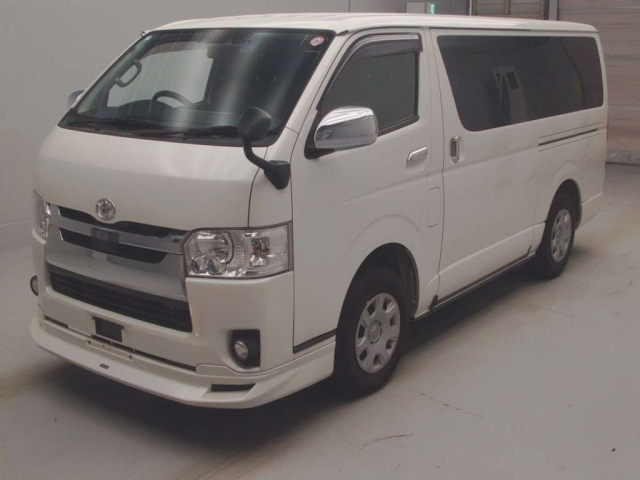 TOYOTA REGIUS ACE VAN 2019