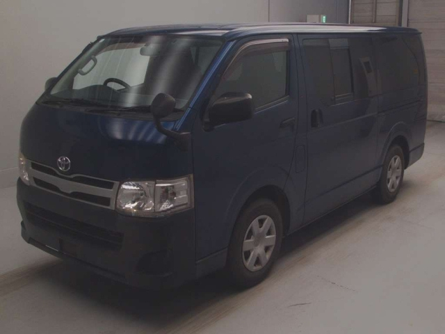 TOYOTA REGIUS ACE VAN 2011