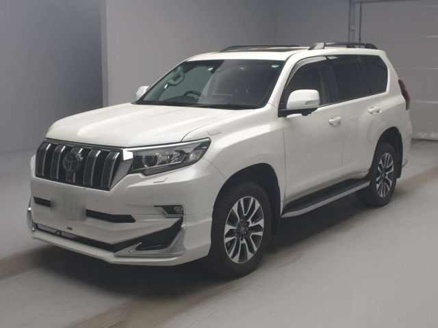 TOYOTA LAND CRUISER PRADO 2022