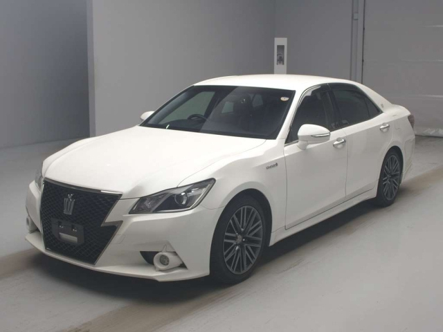TOYOTA CROWN 2015