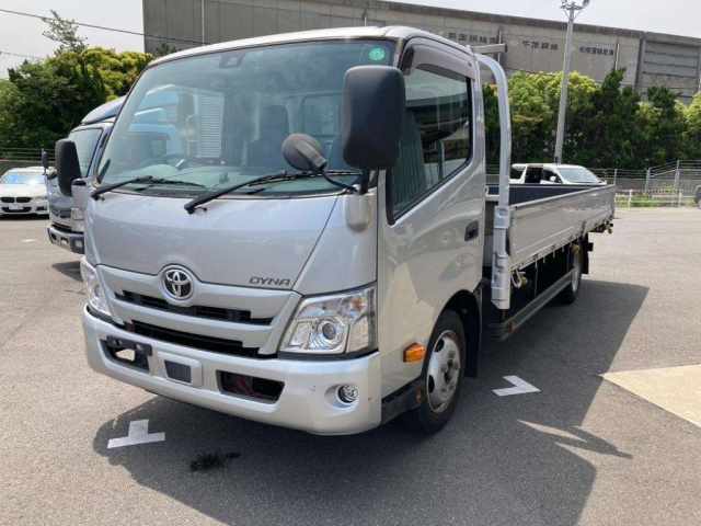 TOYOTA DYNA 2020