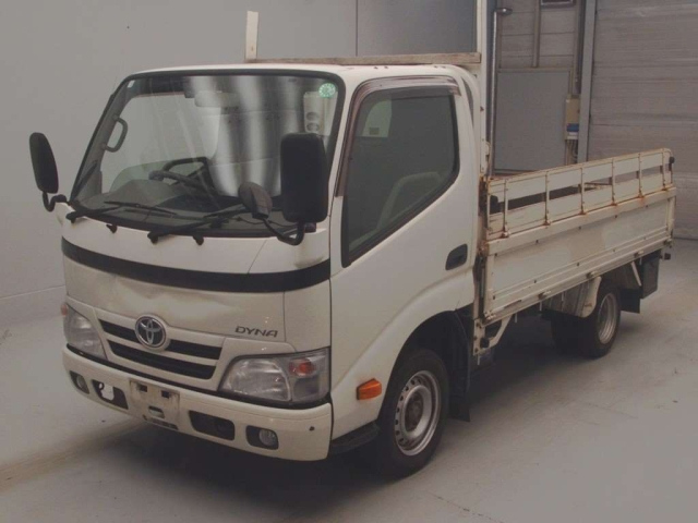 TOYOTA DYNA 2014