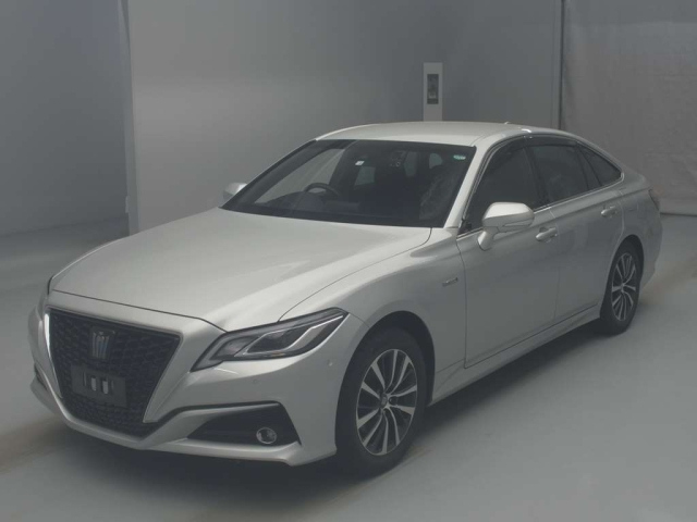 TOYOTA CROWN 2020
