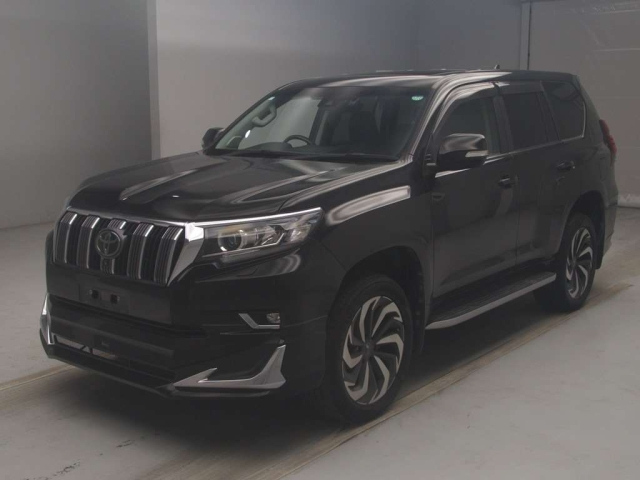 TOYOTA LAND CRUISER PRADO 2021