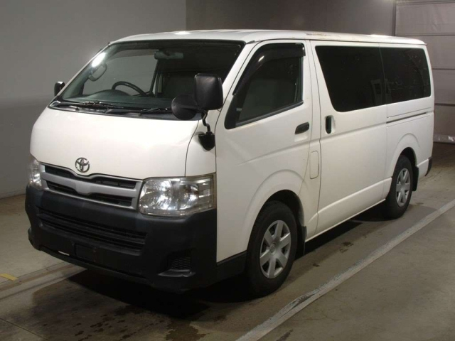 TOYOTA REGIUS ACE VAN 2013