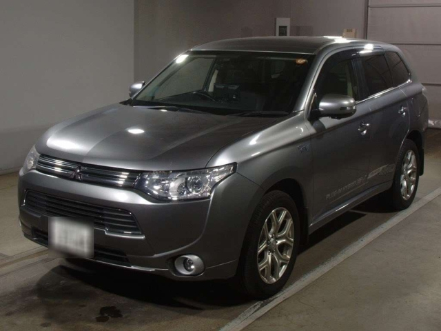 MITSUBISHI OUTLANDER PHEV
