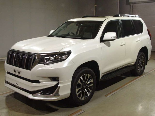 TOYOTA LAND CRUISER PRADO 2022