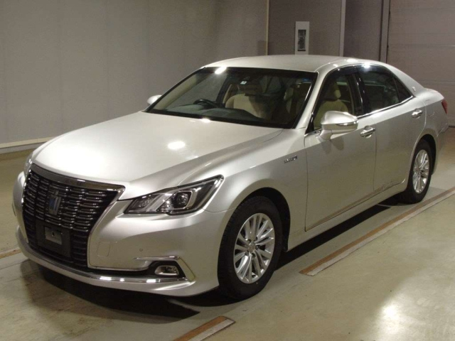 TOYOTA CROWN 2017