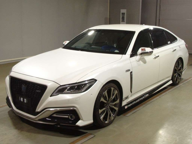 TOYOTA CROWN 2019
