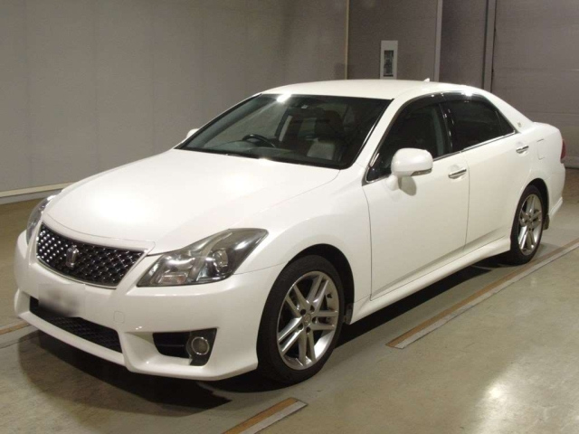TOYOTA CROWN 2011