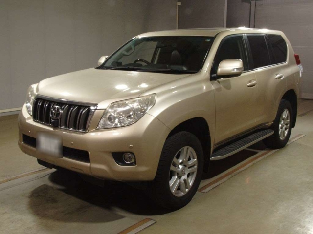 TOYOTA LAND CRUISER PRADO 2013