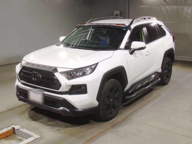 TOYOTA RAV4