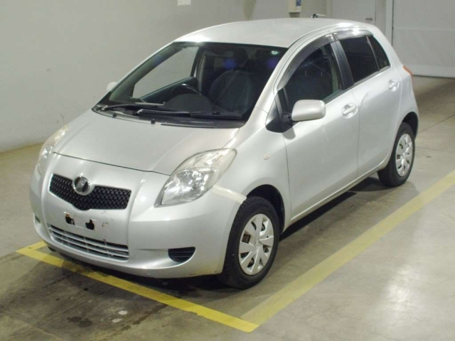 TOYOTA VITZ 2005