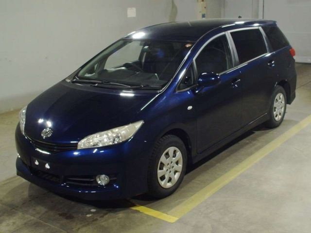 TOYOTA WISH 2010