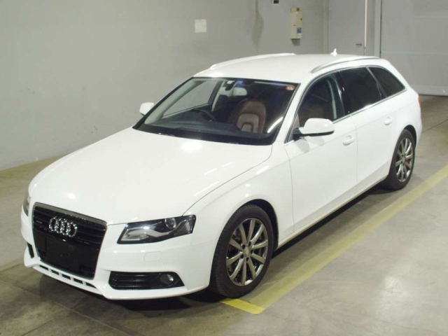 AUDI A4 2010