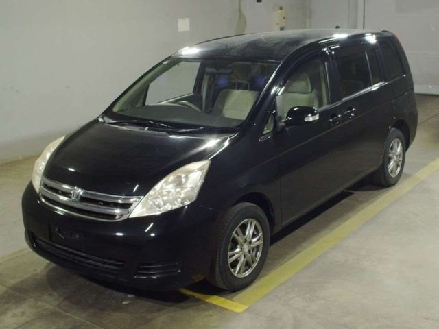 TOYOTA ISIS 2008