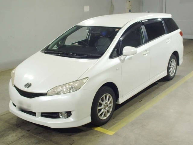 TOYOTA WISH 2010