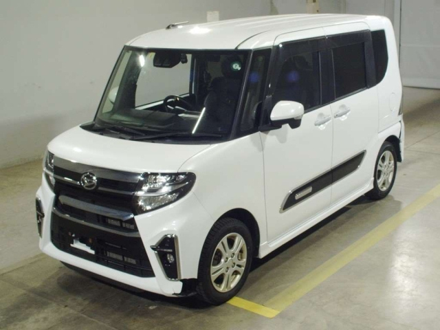 DAIHATSU TANTO 2022