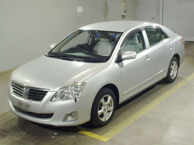 TOYOTA PREMIO 2012
