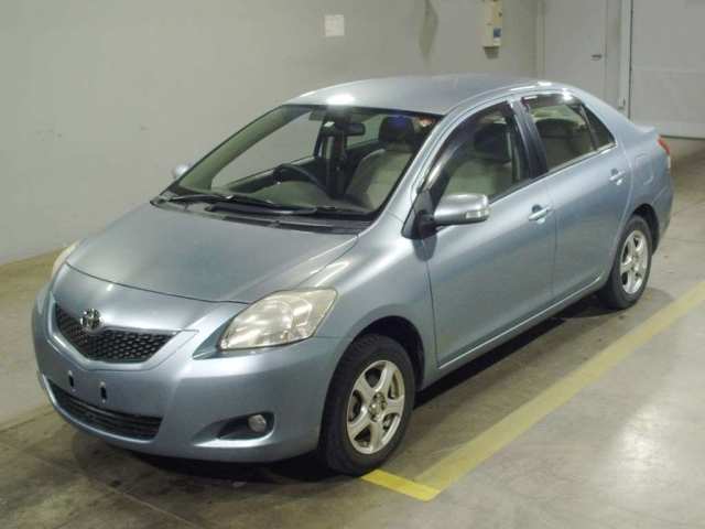 TOYOTA BELTA 2010