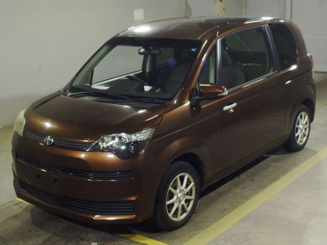 TOYOTA SPADE