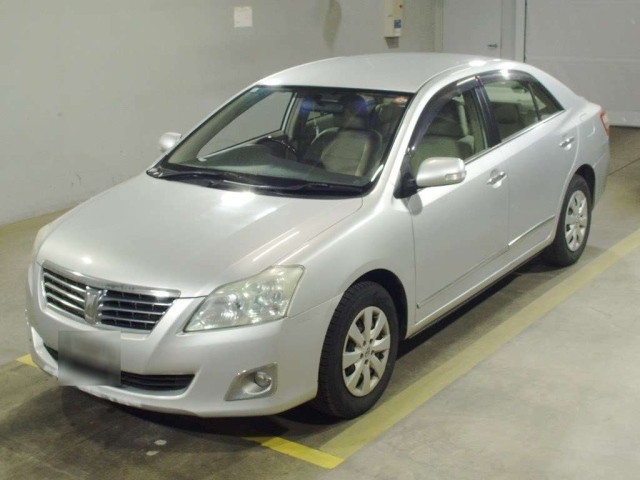 TOYOTA PREMIO 2012