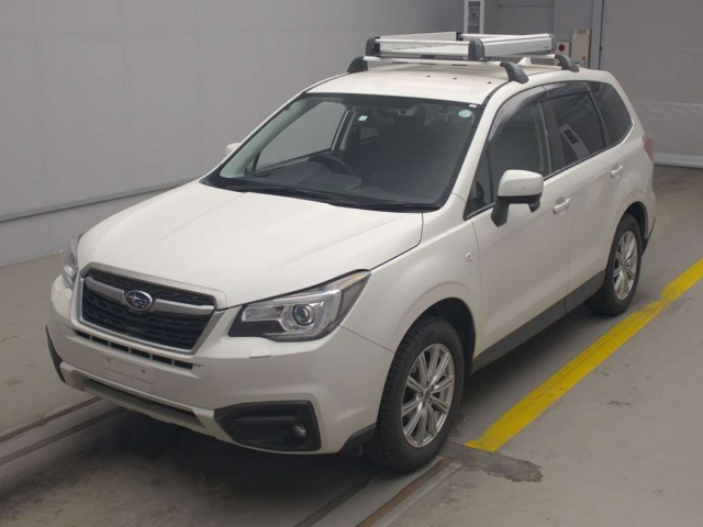 SUBARU FORESTER 2018