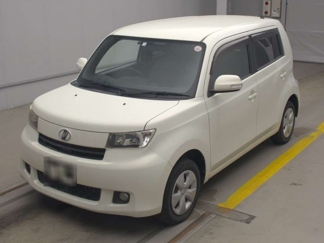 TOYOTA BB 2009