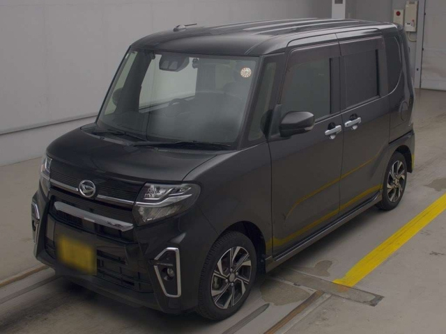 DAIHATSU TANTO 2021