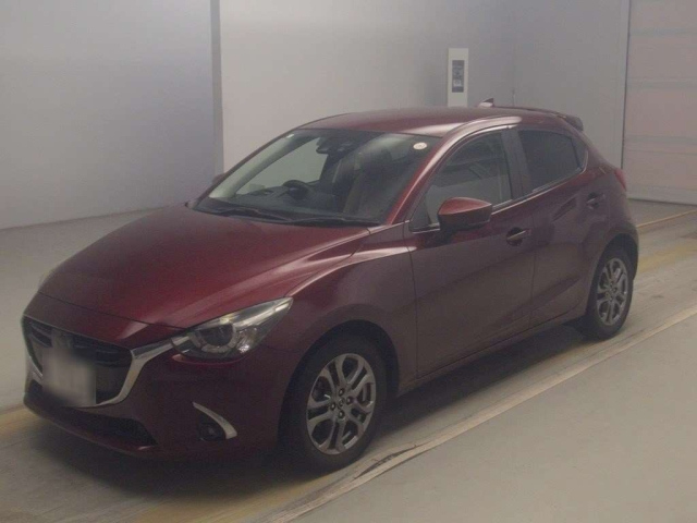 MAZDA DEMIO 2016