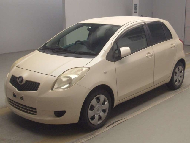 TOYOTA VITZ 2005