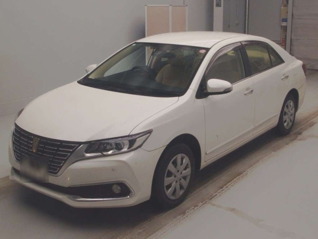 TOYOTA PREMIO 2018