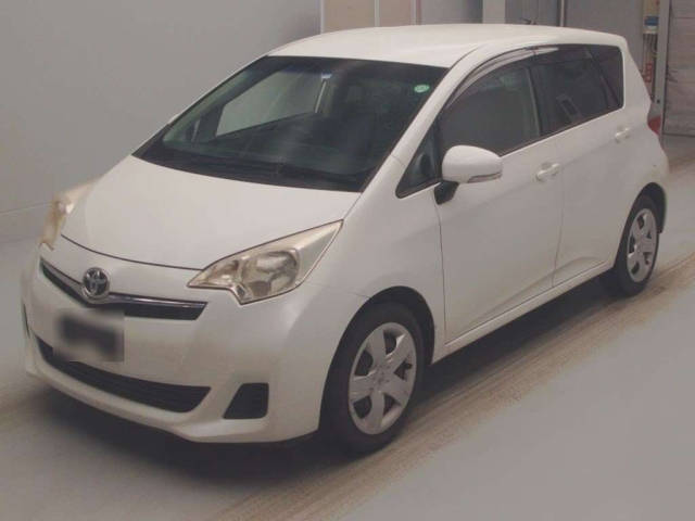TOYOTA RACTIS 2012
