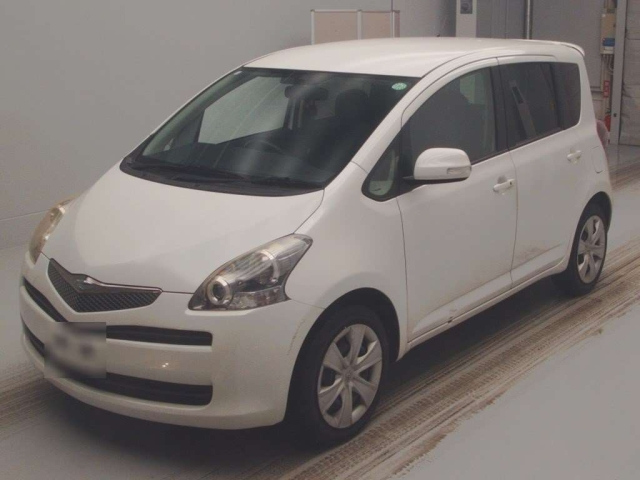 TOYOTA RACTIS 2010