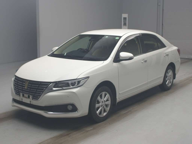 TOYOTA PREMIO 2020