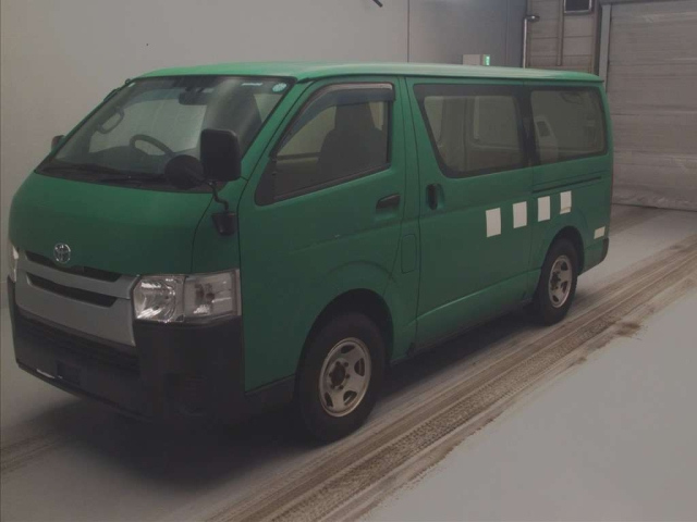 TOYOTA REGIUS ACE VAN 2017