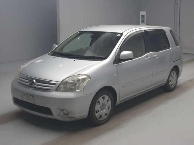 TOYOTA RAUM 2008