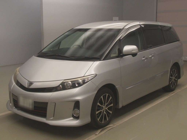 TOYOTA ESTIMA 2013