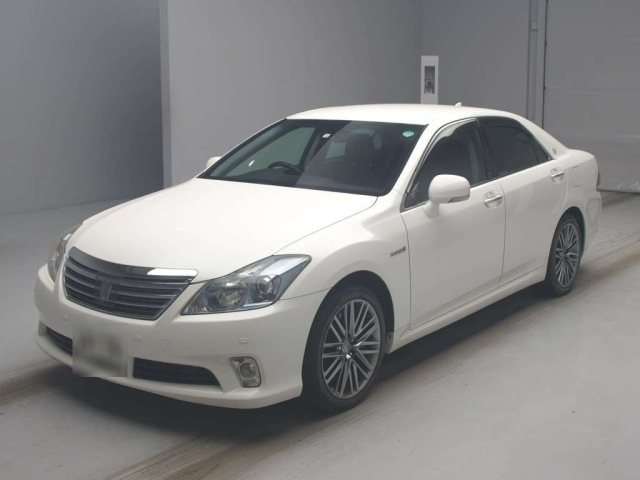 TOYOTA CROWN 2010