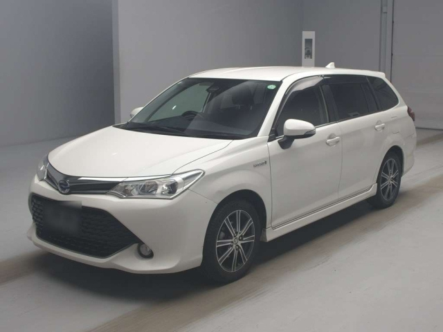 TOYOTA COROLLA FIELDER 2017