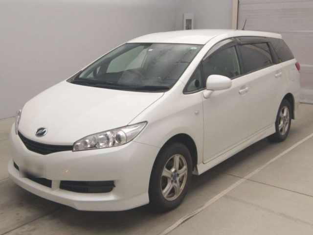 TOYOTA WISH 2010