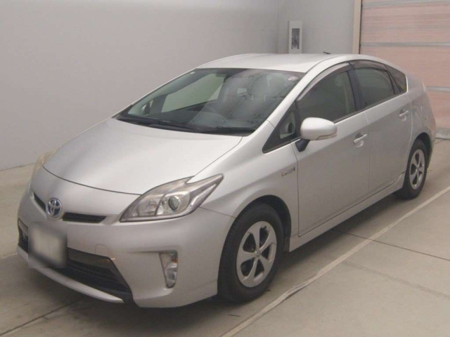 TOYOTA PRIUS 2012
