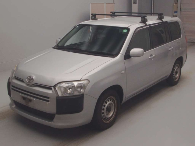 TOYOTA PROBOX 2017